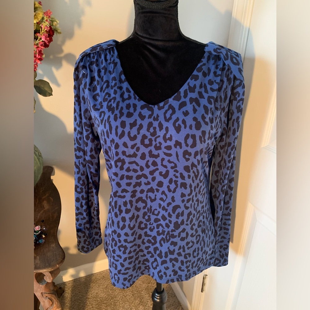 Jones New York Blue and Black Leopard Long Sleeve Top w/Stylish Epaulets
